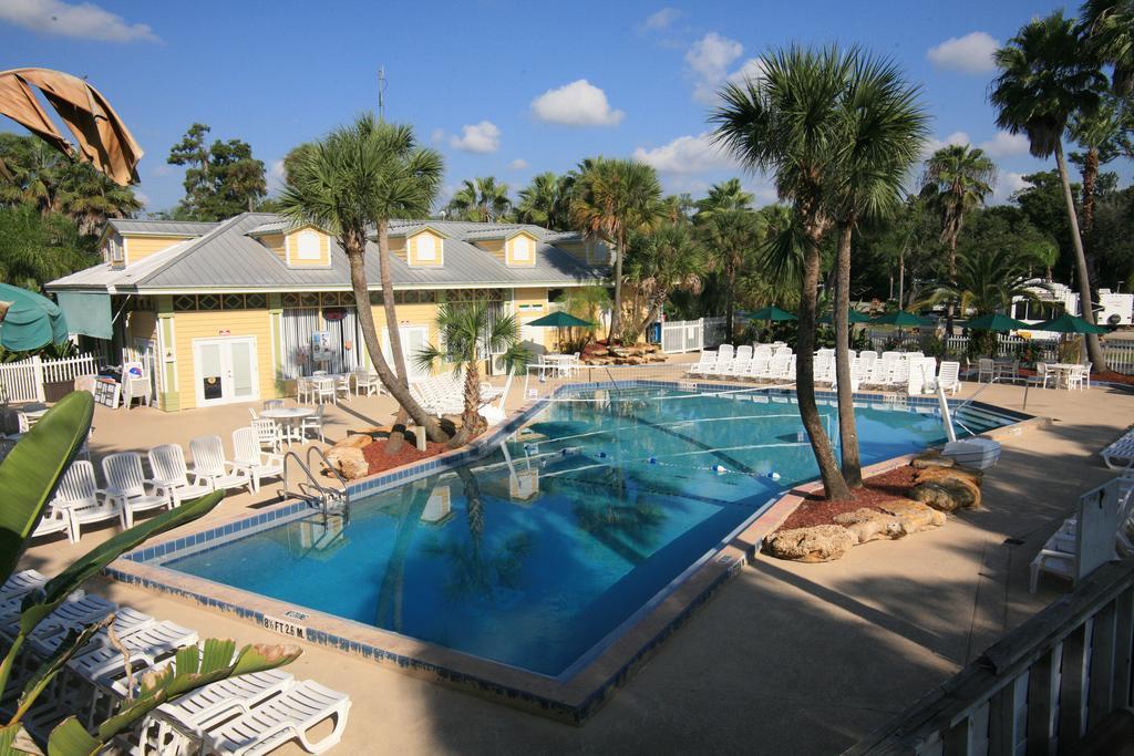 קיסימי Tropical Palms Resort & Campground מראה חיצוני תמונה